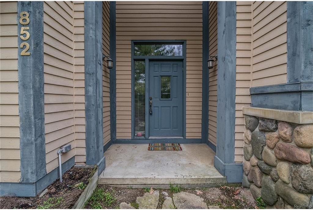 852 Teaberry Pl - Photo 3 of 50