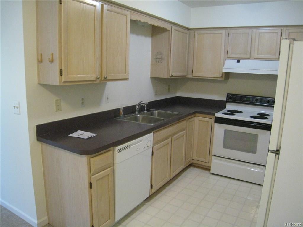 10161 Nancys Blvd - Photo 2 of 25