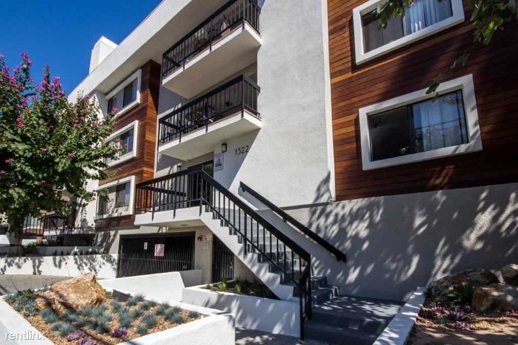 Sunset Formosa Apartments 1522 N Formosa Ave, Los Angeles, CA 90046