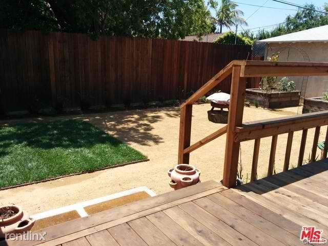 3863 Spad Pl - Photo 3 of 7