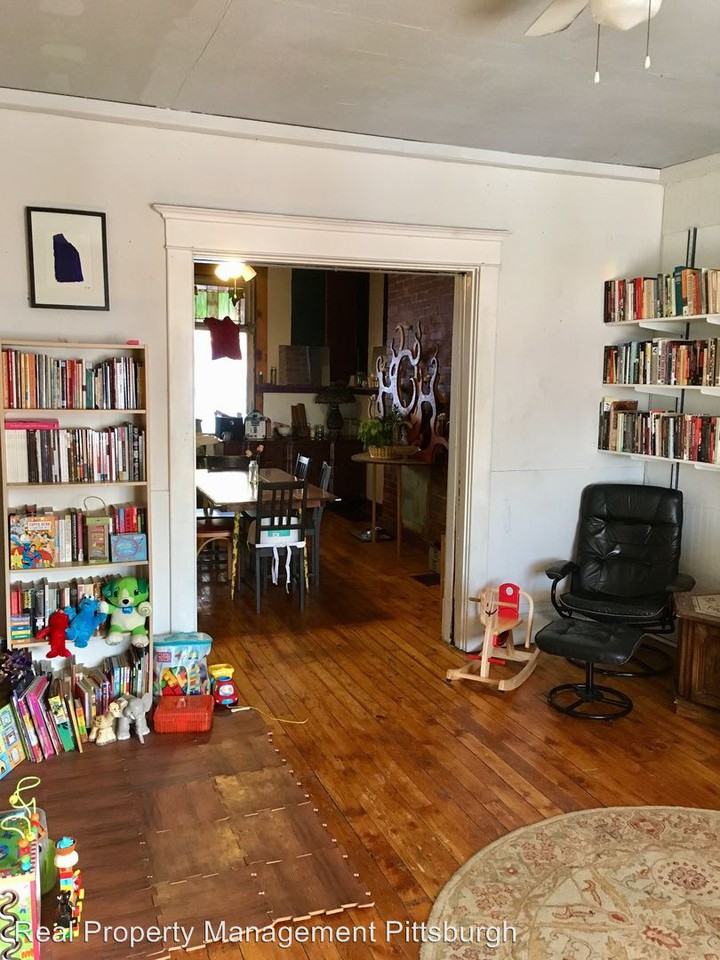 5405 Broad St - Photo 3 of 23