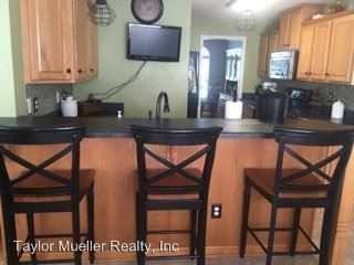 102 Summer Way - Photo 2 of 24