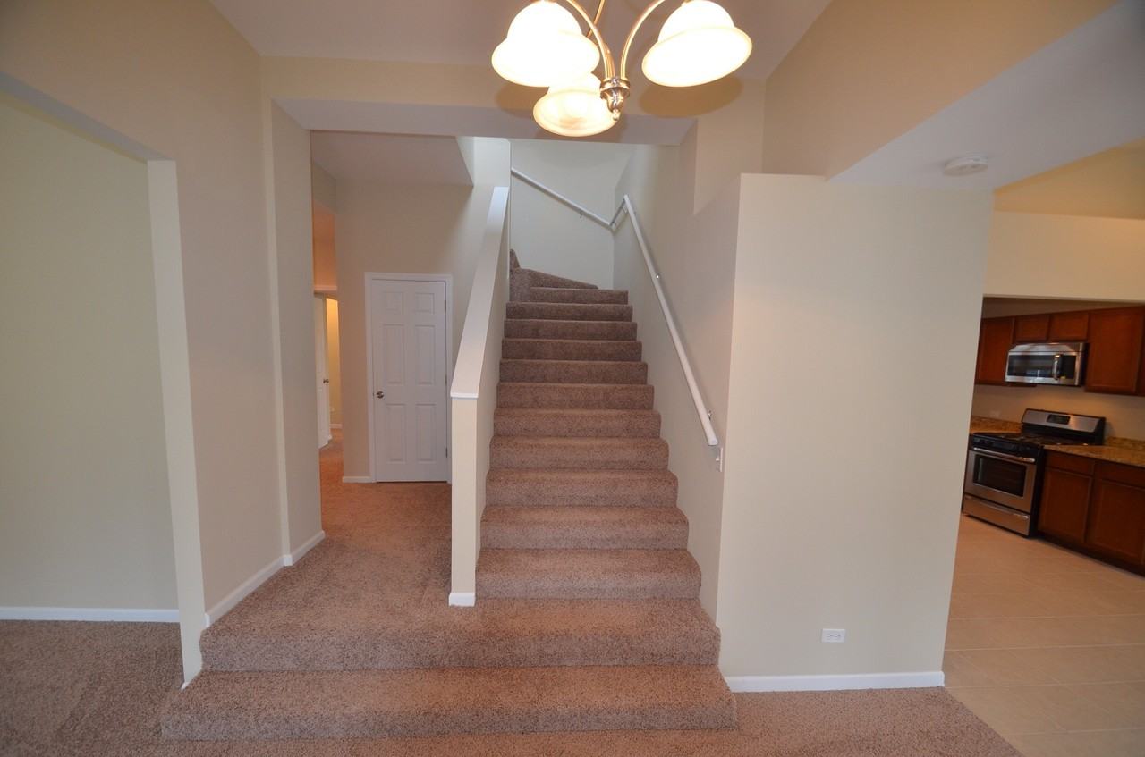 305 Washington Ave - Photo 2 of 8