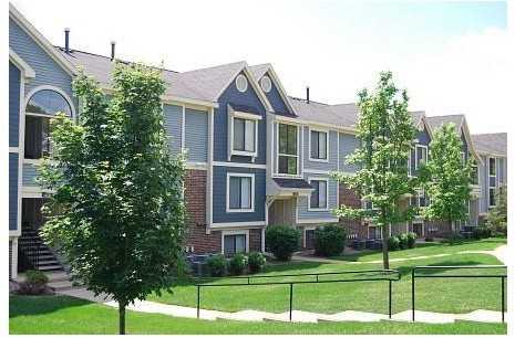 Pine Knoll Apartments - Photo 3 of 12