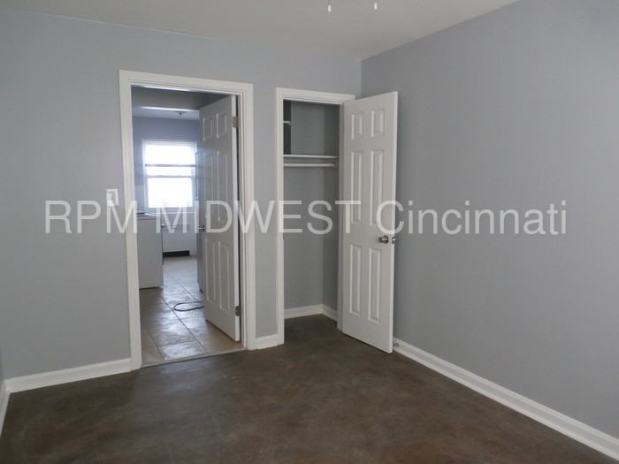 2718 W North Bend Rd #5 - Photo 2 of 7