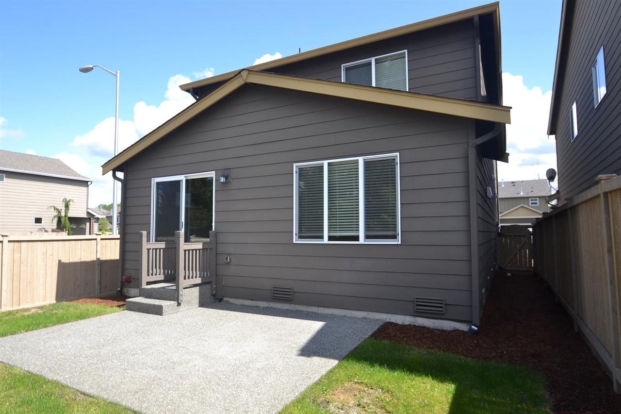 3504 Destination Ave E - Photo 3 of 17