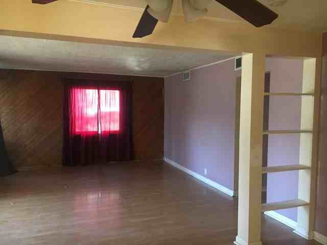 165 Sunnyside Ave - Photo 3 of 7