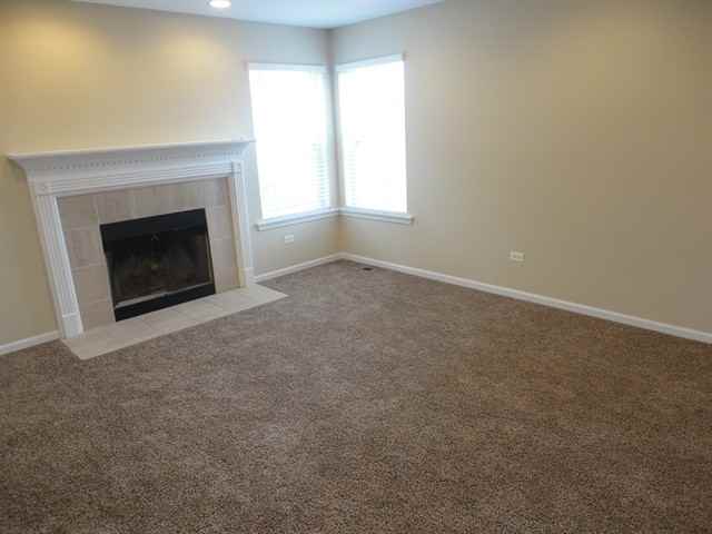 453 Finch Dr - Photo 2 of 10