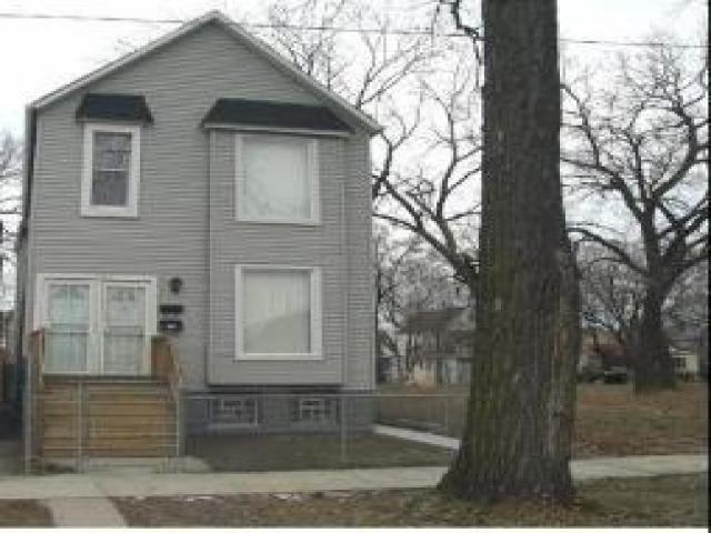 4757 S Shields Ave - Photo 2 of 2