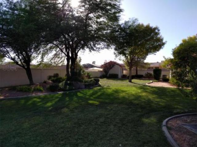 7595 W Camero Ave - Photo 2 of 5