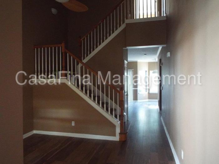 2584 Laurel Cir NW - Photo 2 of 21