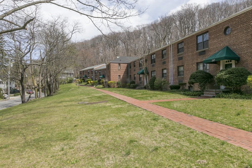 215 E Broadway #239A - Photo 2 of 4