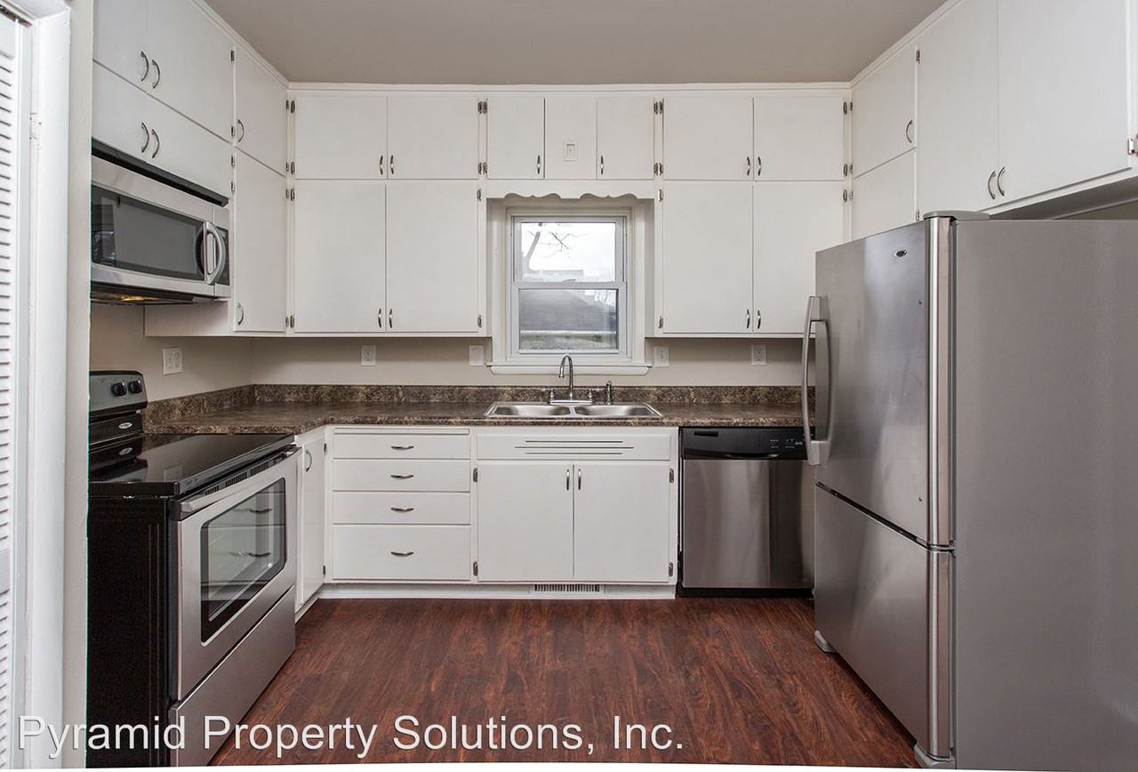 937 Creston Ave - Photo 3 of 19