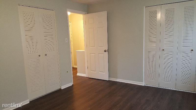 196 Clearview Ave - Photo 2 of 14