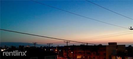 817 18th St - Photo 3 of 11