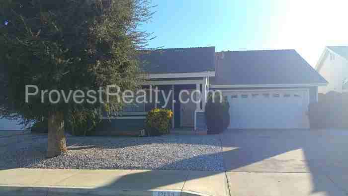 12199 Cobblestone Dr - Photo 2 of 22