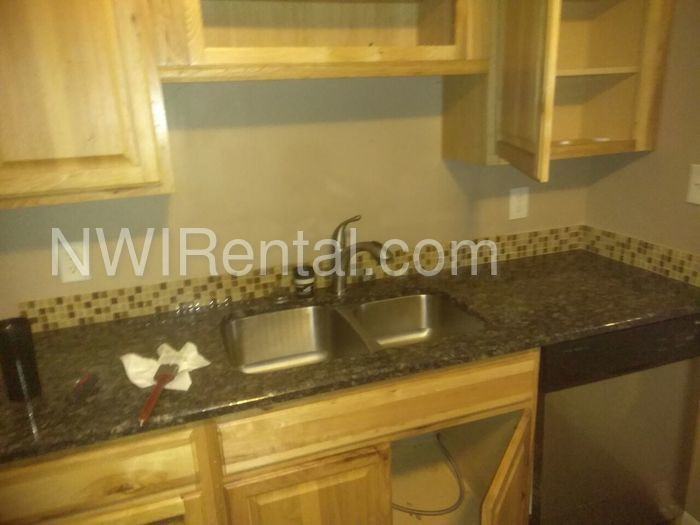 7131 Birch Ave - Photo 2 of 9