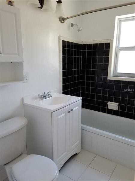 502 Florida Dr - Photo 3 of 4