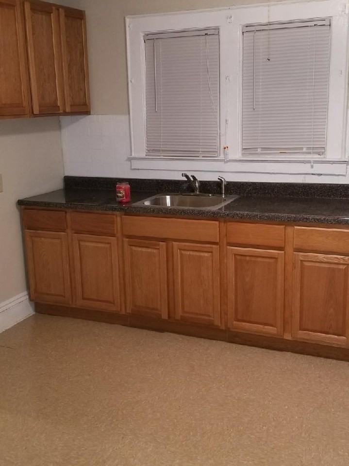 27 Willett Pl - Photo 2 of 6