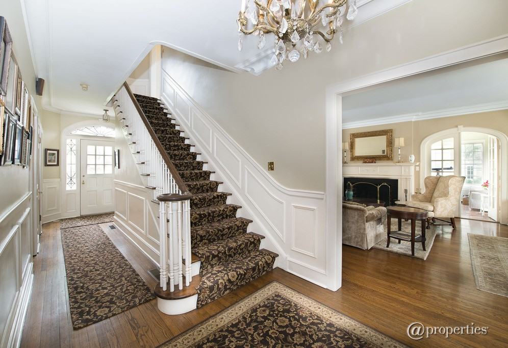119 Abingdon Ave - Photo 2 of 11