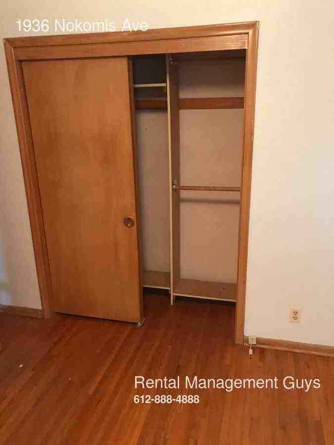 1936 Nokomis Ave - Photo 2 of 11