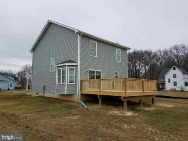 612 Cecil Ave - Photo 3 of 6