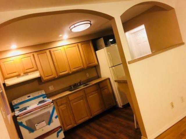 544 Wilson Blvd - Photo 3 of 6