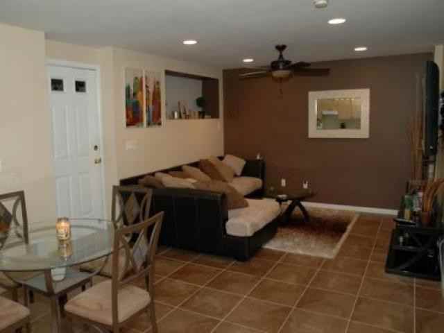 12 Wrenn St - Photo 3 of 6