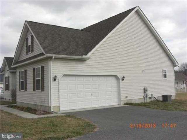 262 Fox Run Dr - Photo 3 of 6