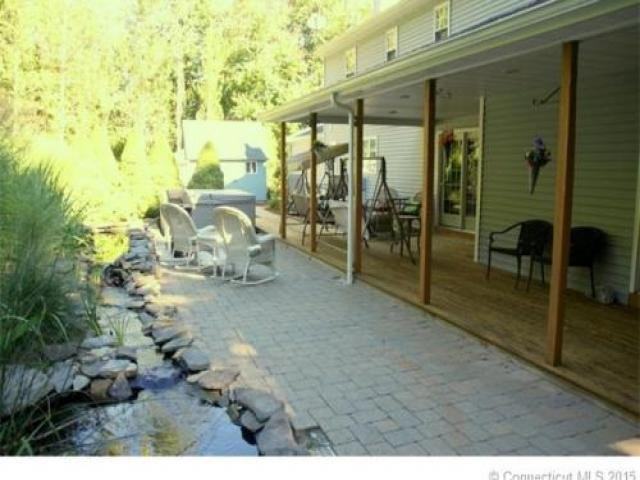 12 Elton Ct - Photo 2 of 6