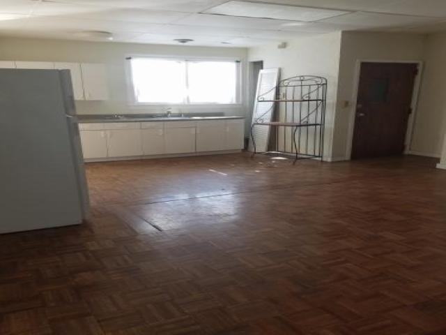 246 Main St - Photo 2 of 5