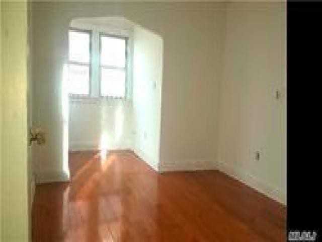 170-23 Cedarcroft Rd - Photo 3 of 6