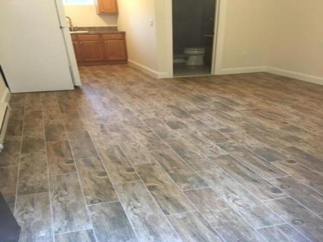 363 Richard Ave - Photo 3 of 5