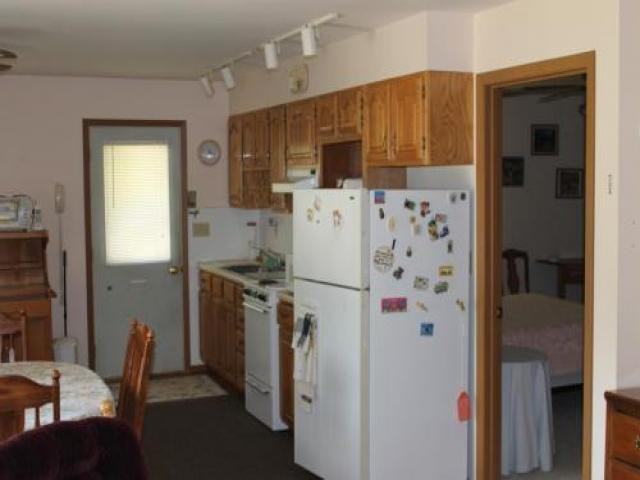 1050 Huska Rd - Photo 3 of 4