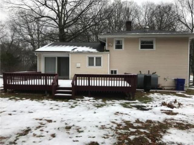 31 Mohawk Dr - Photo 3 of 3