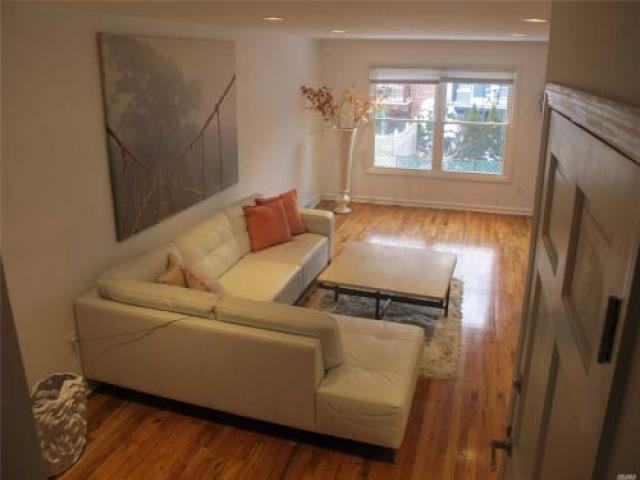 15-78 Waters Edge Dr - Photo 2 of 6