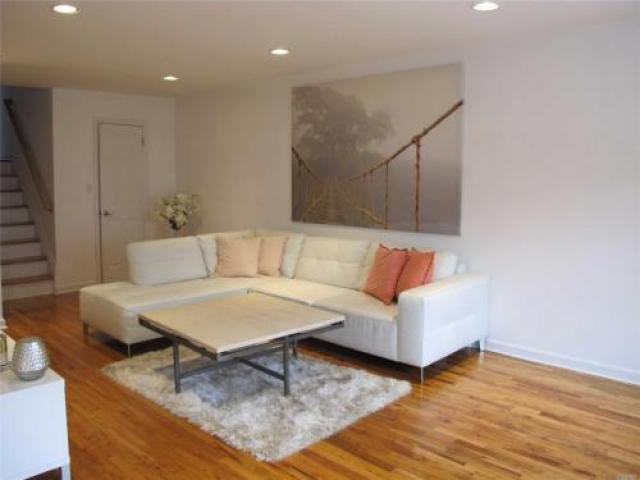 15-78 Waters Edge Dr - Photo 3 of 6