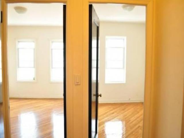 660 Havemeyer Ave - Photo 2 of 3