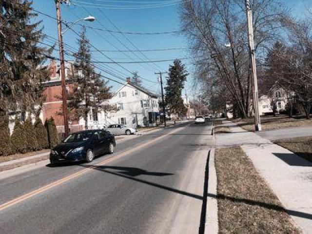 2581 South Ave - Photo 2 of 6