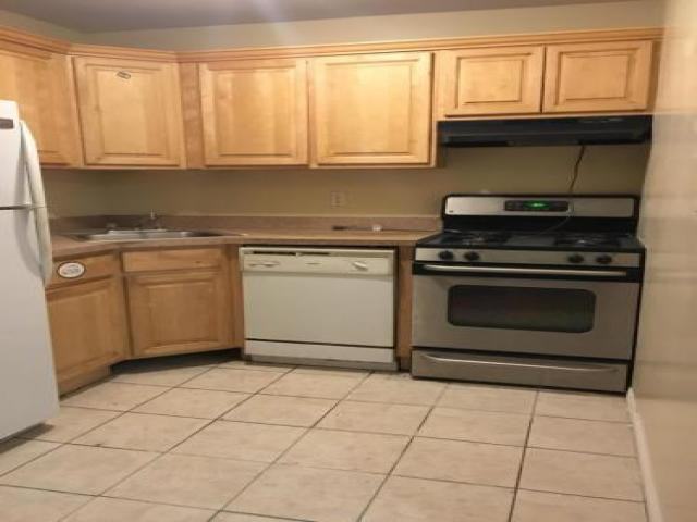 2729 Frisby Ave - Photo 3 of 6