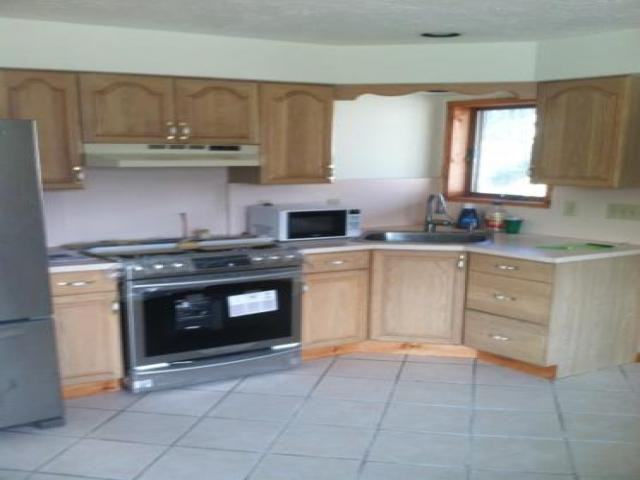 15 Ross Rd - Photo 3 of 6