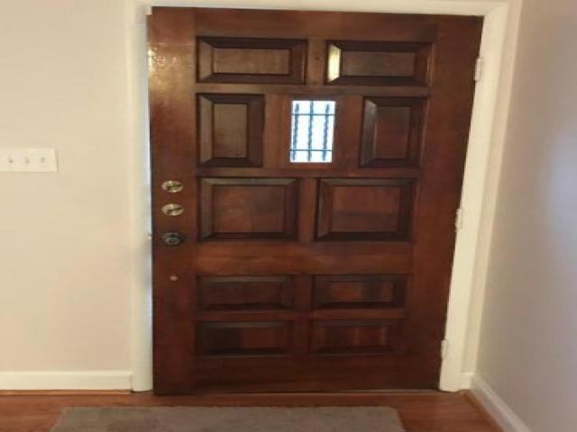 9006 Wallace Rd - Photo 2 of 6