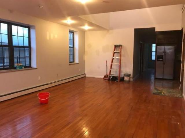 163 Bay 29th St - Photo 2 of 6