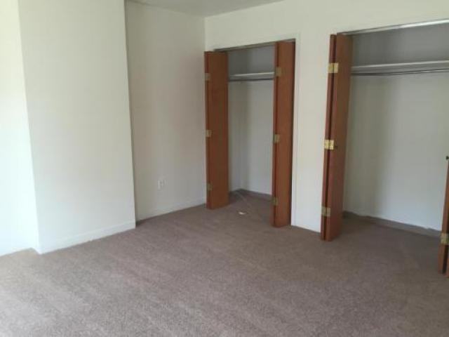 1115 Main St - Photo 3 of 4