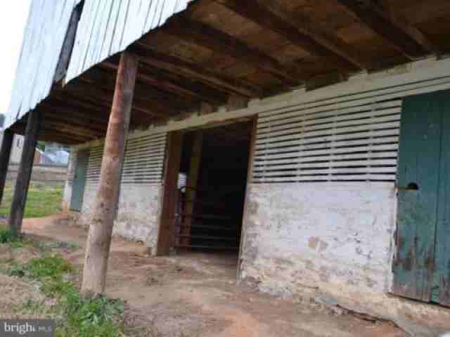 5102 Mt Zion Rd - Photo 3 of 6