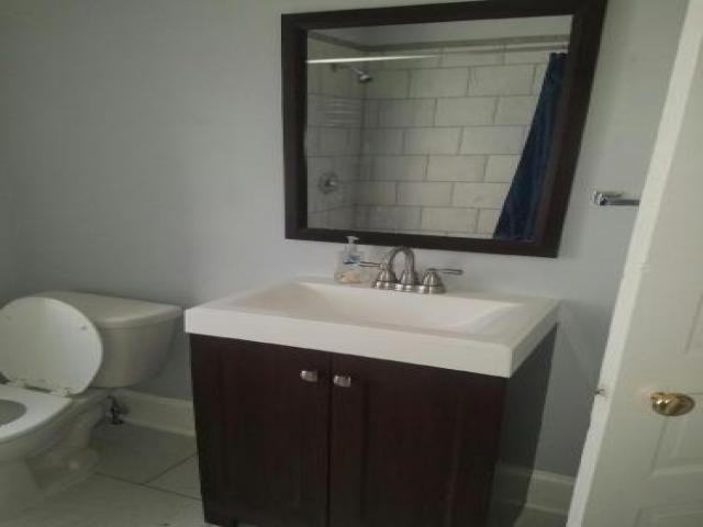 2101 Baynard Blvd - Photo 2 of 6