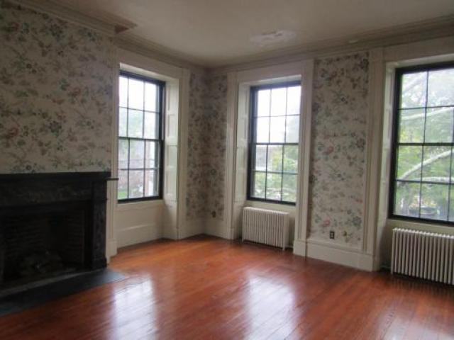 44 William St - Photo 2 of 4