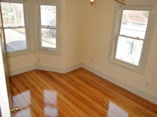 205 Bridge St - Photo 2 of 6