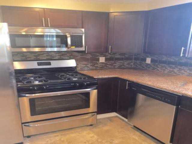 76 N Gates Ave - Photo 3 of 6