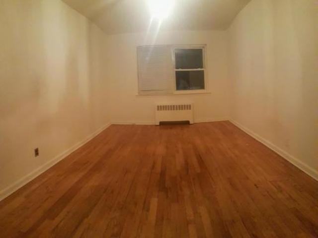 160-68 21st Ave - Photo 2 of 6